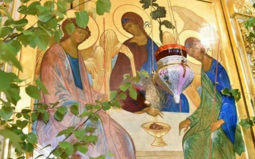 На Троицу «Мариупольское телевидение» покажет праздничную литургию