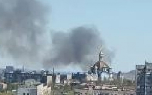 Мариупольцев встревожили клубы дыма возле здания бывшего ДОСААФа: что горит?