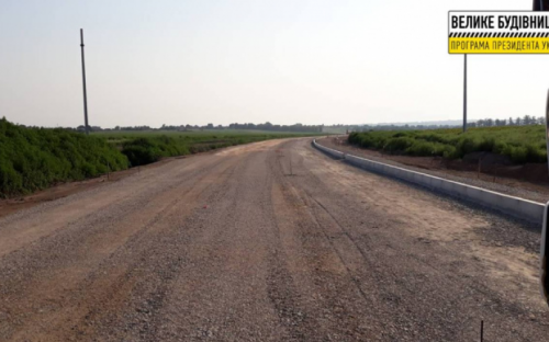 Под Мариуполем продолжается строительство дороги на Урзуф