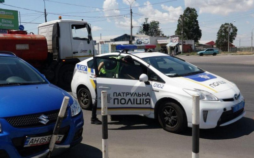 При столкновении в Мариуполе Suzuki с Chevrolet пострадала женщина (ФОТО)