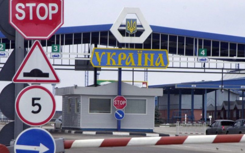 Какую категорию граждан на украинской границе и КПВВ начали пропускать без очереди