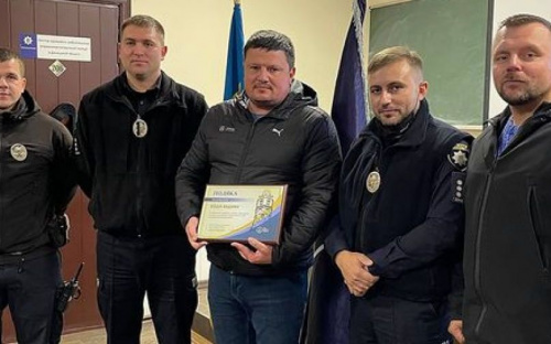 Рискуя своей жизнью мариуполец спас девочку, которую отец держал в заложниках