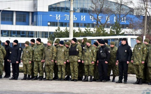 На выходных спокойствие мариупольцев будут охранять усиленные отряды полиции (ФОТО)