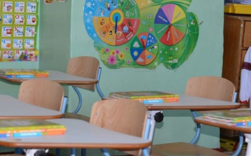 Школы Мариуполя проработают в дистанционном режиме еще неделю