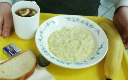Из каких продуктов должна состоять тарелка здорового питания в мариупольских школах