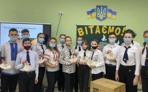 Мариупольские школьники получили призы за лучшие «Арт-фантазии»