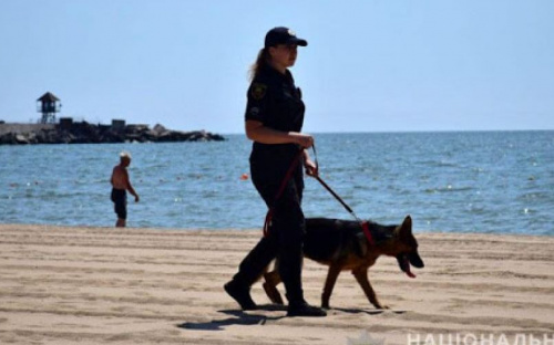 Полицейские Мариуполя и Мангуша усиливают патрулирование прибрежных зон