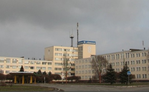 Акционеры мариупольского “Азовмаша” создают предприятия-клоны для получения прибыли: Долги холдинга превысили 624 млн долларов (ФОТО)