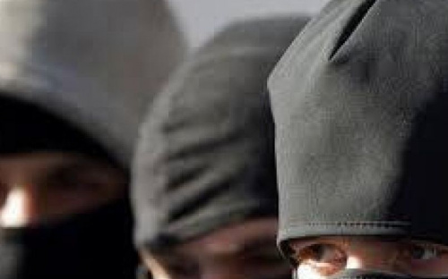 Мариупольцу за нападение на политическую палатку грозит четыре года заключения