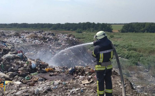 На Донетчине загорелся полигон твердых бытовых отходов