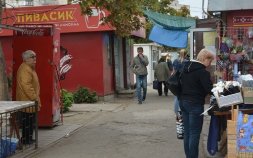 Борьба с несанкционированной торговлей в Мариуполе дает результат