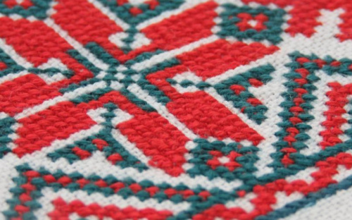 Мариупольцы могут найти свое имя, закодированное в вышиванке