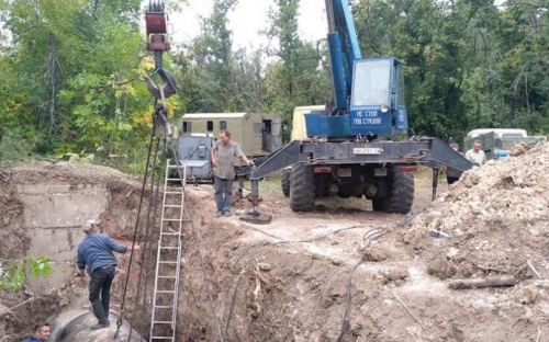  Поселок под Мариуполем без воды из-за обстрела работников компании «Вода Донбасса» (ФОТО)