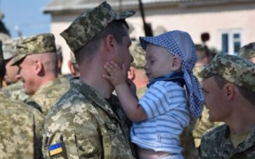 Военных, раненых на Донбассе, обеспечат квартирами