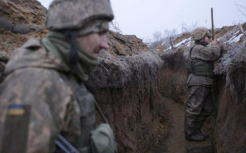 Боевики вблизи Мариуполя открыли огонь и запустили беспилотник