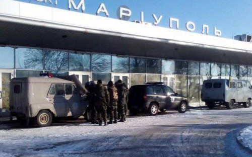 Бойцы АТО встретили Новый год  в ангаре мариупольского аэродрома: Минобороны проводит проверку