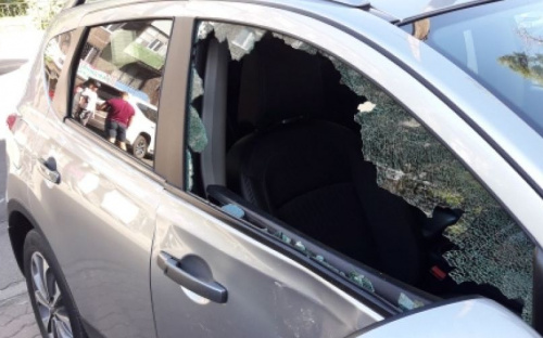 В Мариуполе столкнулись Nissan и Mitsubishi (ФОТО)