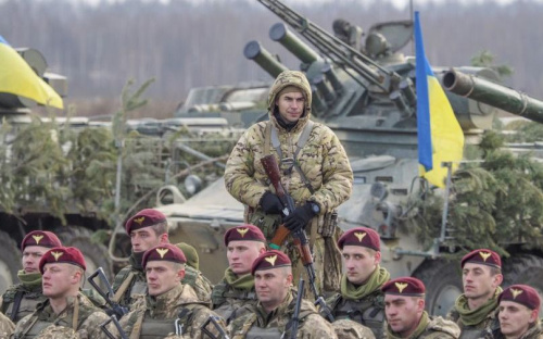 Зеленский рассказал, когда в Украине могут ввести военное положение