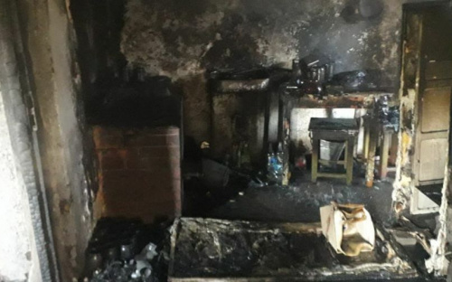 В Мариуполе на пожаре погибли люди (ДОПОЛНЕНО)