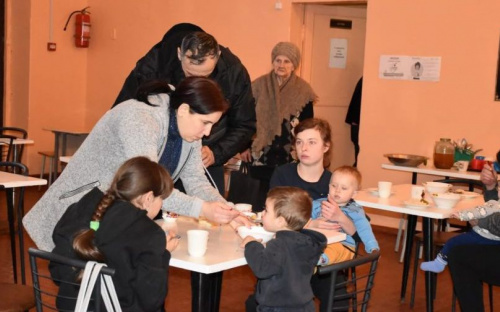 Из Волновахи эвакуировали более трех сотен людей, которые спасались в подвалах