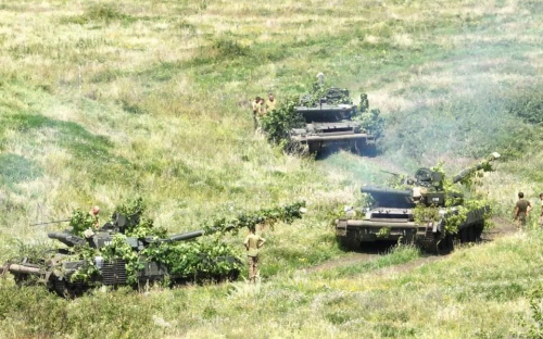Росіяни намагаються захопити Мар’їнку та оточити Авдіївку, а ЗСУ наступають під Бахмутом