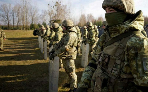 Как военное положение изменит жизнь украинцев