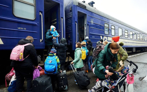 Евакуація з Донеччини триває – куди можна виїхати у листопаді