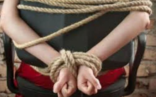 Полиция разыскивает свидетелей похищения супругов неподалеку от Мариуполя