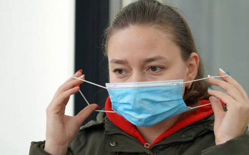 В Украине снизилось число выявленных больных COVID-19 за сутки. Какие области в антилидерах?