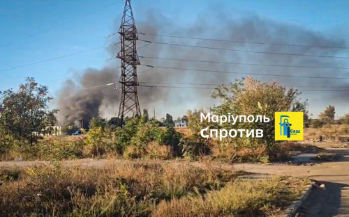 Будувати укріплення буде складніше: партизани в Маріуполі спалили склад окупантів
