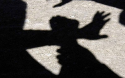 В Донецкой области на глазах у мужчины пытали его сына