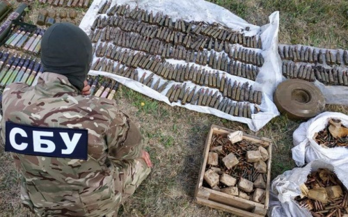 На Донбассе СБУ изъяла более 70 тысяч боеприпасов и сотни килограмм взрывчатки