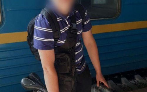 Написал записку и уехал в столицу: полиция Мариуполя разыскала 15-летнего парня