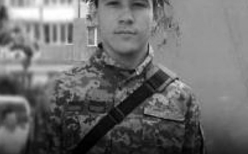 На Донетчине из-за неосторожного обращения с оружием погиб 19-летний боец