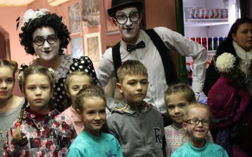 В центре Мариуполя для детей открылся арт-центр «SOVA» (ФОТО)