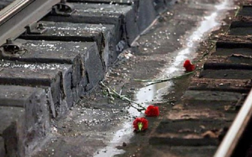 Донетчина: Старик свел счеты с жизнью под колесами поезда