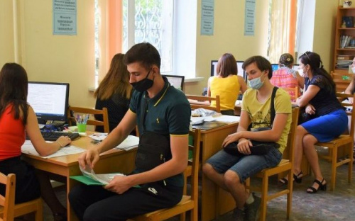 В Украине стартовала вступительная кампания в вузы: что нужно знать абитуриентам