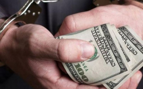 В Мариуполе арестовали продавца наркотиков: выйти можно, заплатив почти полмиллиона гривен