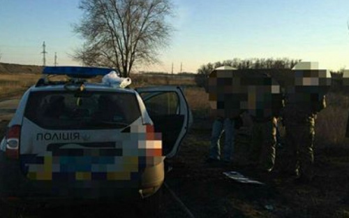 Двух полицейских в Донецкой области разоблачили на взятке