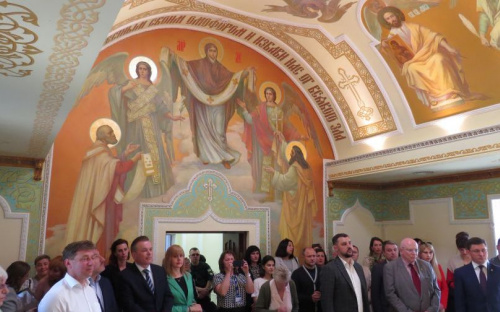 В Мариуполе на деньги Германии открыли центр для переселенцев (ФОТО)