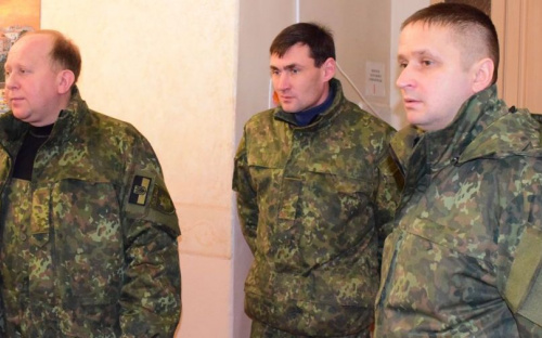 Отряд полиции особого назначения «Львов» нагрянул с сюрпризом в «Центр опеки» Мариуполя (ФОТО)