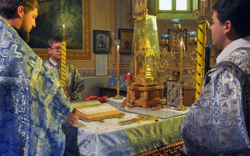 Мариупольцы отпразднуют День Казанской иконы Божией Матери. МТВ покажет богослужение в прямом эфире