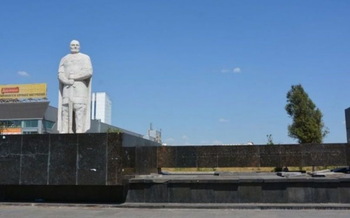 На площади Свободы в Мариуполе хотят построить фонтан за 24 млн гривен