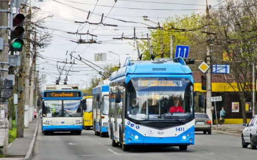 Как будут работать в Украине общественный транспорт, железная дорога и КПВВ до конца карантина?