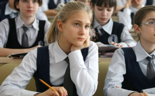 В Мариуполе 7 школ станут лицеями, где будут учиться старшеклассники (СПИСОК)
