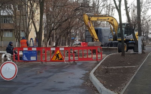 В Мариуполе ликвидировали порыв теплосети: 10 многоэтажек уже с теплом
