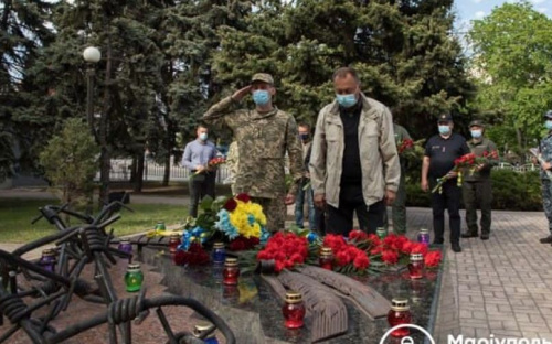В Мариуполе почтили память жертв политических репрессий