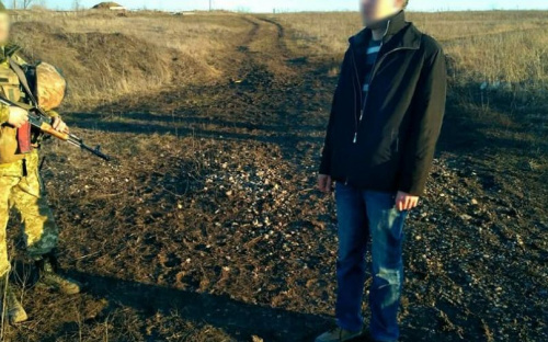 Под Мариуполем мужчина в обход КПВВ пытался попасть на оккупированную территорию (ФОТО)