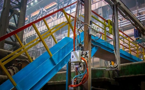 Немецкая точность: длину азовстальских слябов измеряют новым высокоточным оборудованием