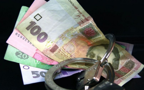 Военнослужащий распродавал через интернет спецтехнику мариупольской воинской части